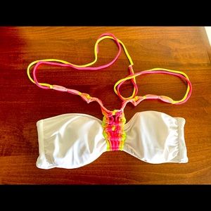 Victoria’s Secret Bikini Top - New w/o tags